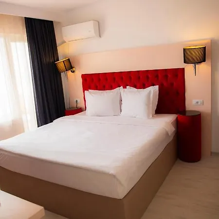 Majestic Half Board & Otel 3*