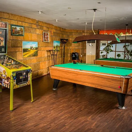 Otel Majestic Half Board &