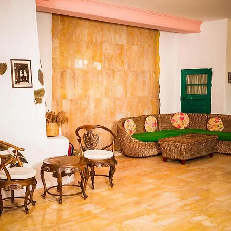 Majestic Half Board & Otel 3*