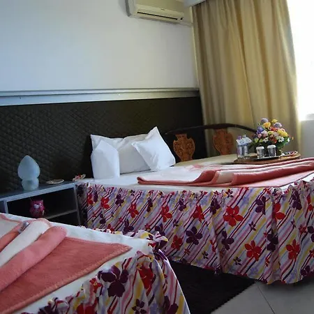 Majestic Half Board & Otel