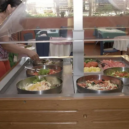 Majestic Half Board & Otel