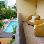 Majestic Half Board & 호텔 3*