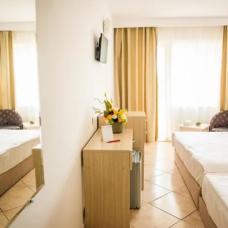Szálloda Majestic Half Board & 3*