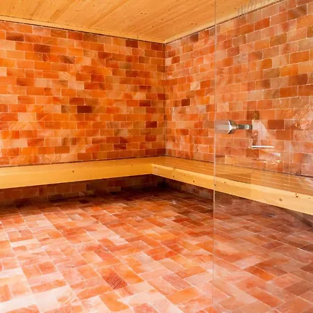 Hotel Majestic Half Board & 3*