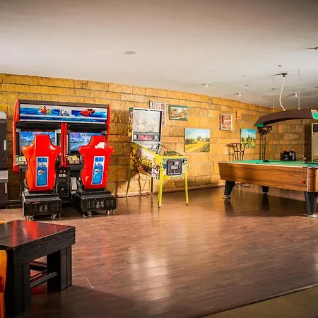 Hotel Majestic Half Board & Mamaia