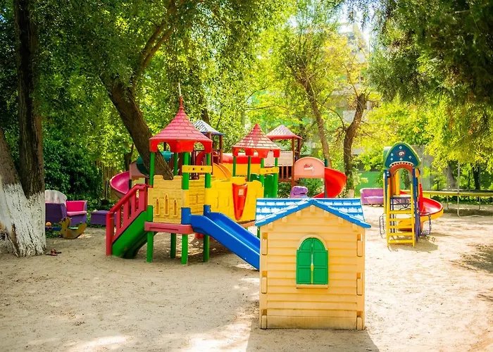 Majestic Half Board & 3*