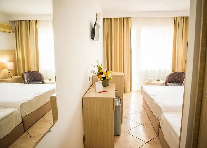 Hotel Majestic Half Board & 3*