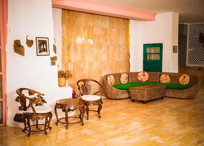 Majestic Half Board & Hotel 3*