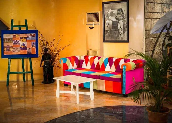 Majestic Half Board & Mamaia