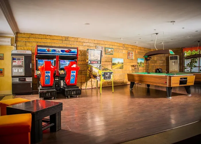 Hotel Majestic Half Board & Mamaia